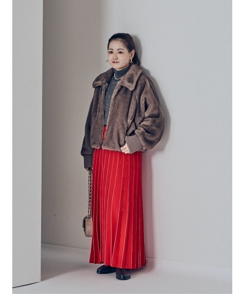 allureville（アルアバイル）の「フェイクミンクファーブルゾン（ブルゾン・レディース・モカ/ダークブラウン・2）」の3枚目の写真