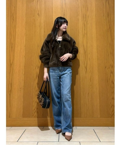 allureville（アルアバイル）の「フェイクミンクファーブルゾン（ブルゾン・レディース・モカ/ダークブラウン・2）」の4枚目の写真