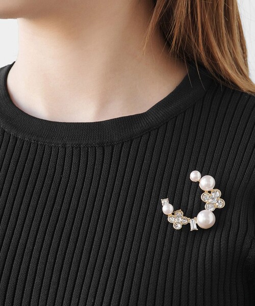 TOCCA(トッカ)の「WITH FLORA 2WAY BROOCH NECKLACE ブローチネックレス(ブローチ/コサージュ・レディース・シルバー系/ゴールド系・F)」の7枚目の写真