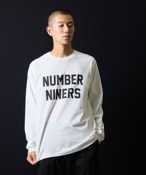 NUMBER (N)INE(ナンバーナイン)の「NUMBER NINERS PRINTED CLASSIC L/S T-SHIRT / ナンバーナイナーズ ロゴプリント クラシック ロンT(Tシャツ/カットソー・メンズ・ブラック/チャコール/ホワイト・M/L/XL)」の20枚目の写真