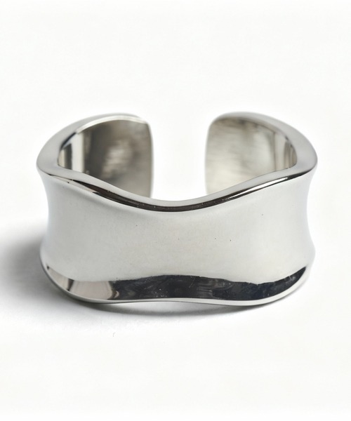 NO ID.（ノーアイディ）の「【NO ID.】Distortion Ring / ディストーション リング（ネックレス・メンズ・シルバー・ONE SIZE）」の3枚目の写真