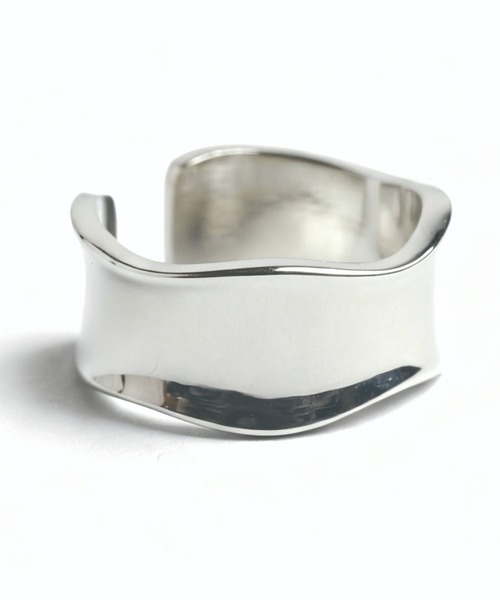 NO ID.（ノーアイディ）の「【NO ID.】Distortion Ring / ディストーション リング（ネックレス・メンズ・シルバー・ONE SIZE）」の4枚目の写真