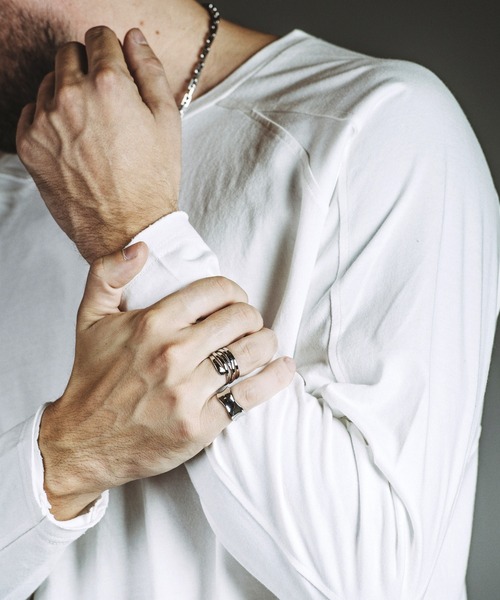 NO ID.（ノーアイディ）の「【NO ID.】Distortion Ring / ディストーション リング（ネックレス・メンズ・シルバー・ONE SIZE）」の11枚目の写真