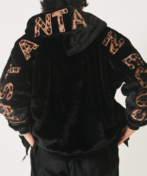 CORISCO（コリスコ）の「バックロゴファーブルゾン(M1)（ブルゾン・メンズ・ベージュ/ホワイト/ブラック系1/レオパード/ブラック系3/グレー系その他/シルバー/ブラック系2・MEDIUM/LARGE/X-LARGE）」の4枚目の写真