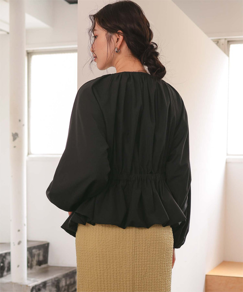 titivate（ティティベイト）の「ペプラムギャザーボリュームブルゾン（ブルゾン・レディース・ライトベージュ/ブラック/ベージュ/ピンク・M/L）」の9枚目の写真