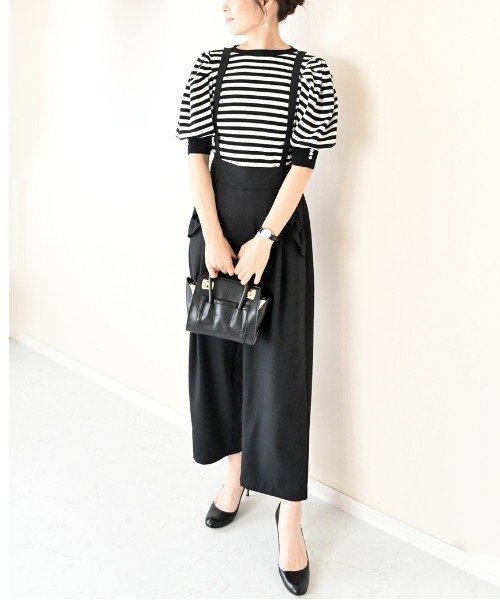 Neige(ネージュ)の「2wayサロペットフリルポケットパンツ(サロペット/オーバーオール・レディース・ブラック・ONE SIZE)」の2枚目の写真