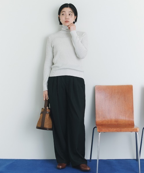 THREE FIFTY STANDARD(スリーフィフティースタンダード)の「THREE FIFTY STANDARD日本製のコットン100%リブタートル(ニット/セーター・レディース・グレイッシュブルー/ダークネイビー/ホワイト系その他・3L/LL/M/L)」の4枚目の写真