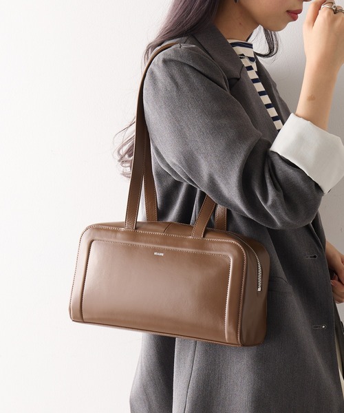Beau're(ヴュレ)の「【BEAURE】カウレザー ロングハンドルボストンバッグ B-26137(ボストンバッグ・レディース・ベージュ/ライトグリーン/ブラック/ブラウン・FREE)」の13枚目の写真
