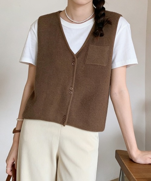 Miniministore（ミニミニストア）の「Vネックニットベスト ニットジレ 重ね着（ベスト・レディース・キャメル/ベージュ/ブラック/カーキ/アイボリー/グレー/ブラウン・FREE）」の17枚目の写真