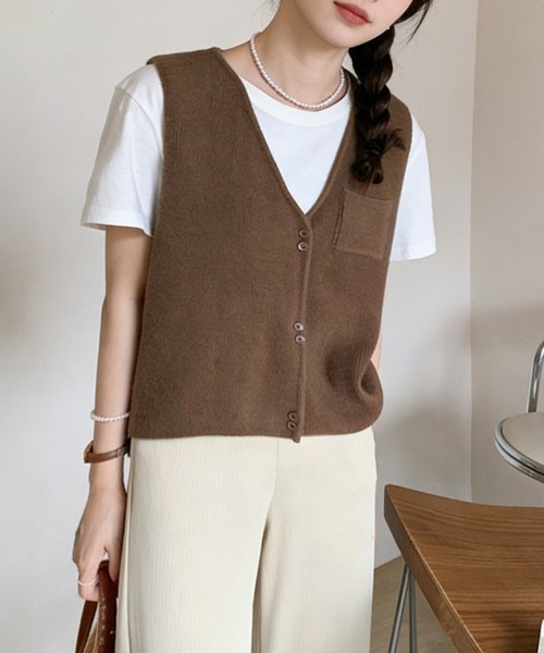 Miniministore（ミニミニストア）の「Vネックニットベスト ニットジレ 重ね着（ベスト・レディース・キャメル/ベージュ/ブラック/カーキ/アイボリー/グレー/ブラウン・FREE）」の18枚目の写真
