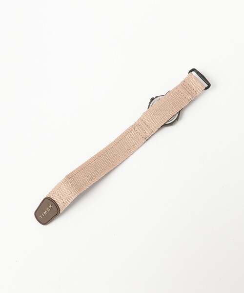 TIMEX（タイメックス）の「TIMEX / PEANUTS CAMPER SKI（ユニセックス）（アナログ腕時計・レディース・ブラウン・ONE SIZE）」の4枚目の写真