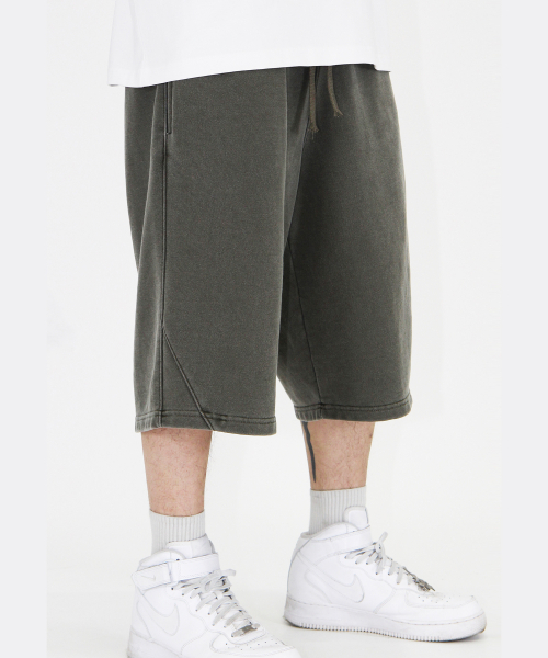 CRIGUN(クリガン)の「スプリットバミューダパンツピグメントKHAKI(その他パンツ・レディース・カーキ・MEDIUM/LARGE/X-LARGE)」の2枚目の写真