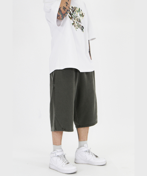 CRIGUN(クリガン)の「スプリットバミューダパンツピグメントKHAKI(その他パンツ・レディース・カーキ・MEDIUM/LARGE/X-LARGE)」の3枚目の写真