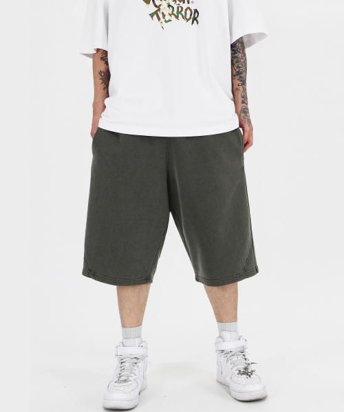 CRIGUN(クリガン)の「スプリットバミューダパンツピグメントKHAKI(その他パンツ・レディース・カーキ・MEDIUM/LARGE/X-LARGE)」の5枚目の写真