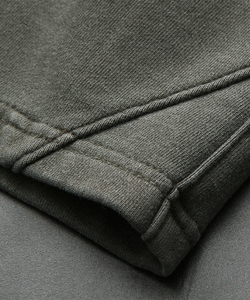 CRIGUN(クリガン)の「スプリットバミューダパンツピグメントKHAKI(その他パンツ・レディース・カーキ・MEDIUM/LARGE/X-LARGE)」の8枚目の写真