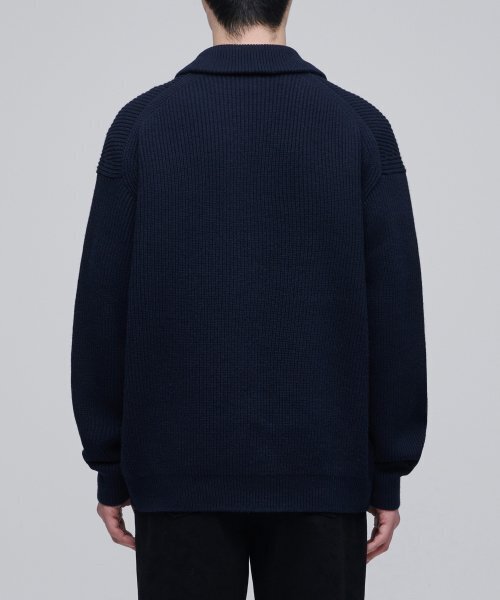 MUSINSA STANDARD（ムシンサスタンダード）の「リラックスドリブニットジップアップ [ネイビー]（ニット/セーター・メンズ・その他・SMALL/MEDIUM/LARGE/X-LARGE/XX-LARGE）」の5枚目の写真