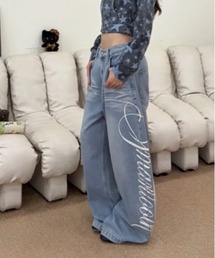 shameless（シェイムレス）の「ゆるだぼシルエットサイドロゴプリントデニムパンツ（デニムパンツ）」