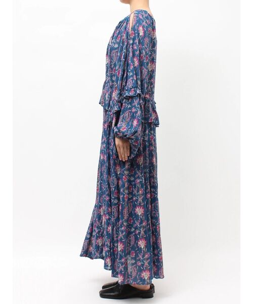 Ungrid（アングリッド）の「エスニックフラワーボリュームワンピース（ワンピース・レディース・オフホワイト/ブルー・FREE）」の12枚目の写真