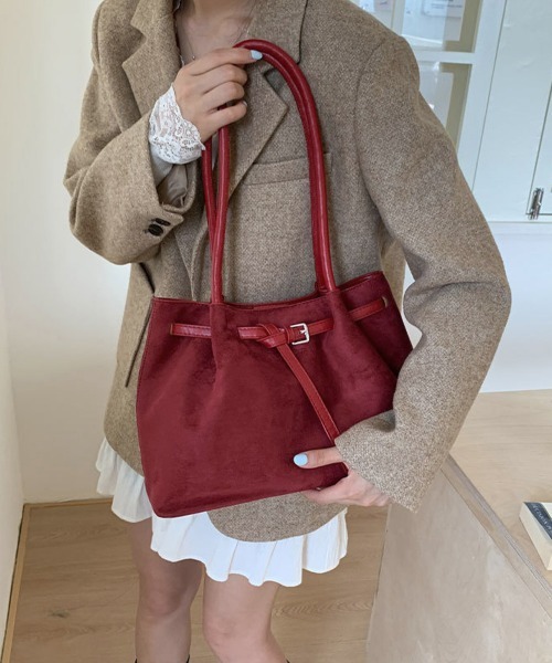 Miniministore(ミニミニストア)の「スエード調トートバッグ ベルトデザイン鞄(トートバッグ・レディース・ブラック/ブラウン/キャメル/ピンク/ワインレッド・FREE)」の15枚目の写真