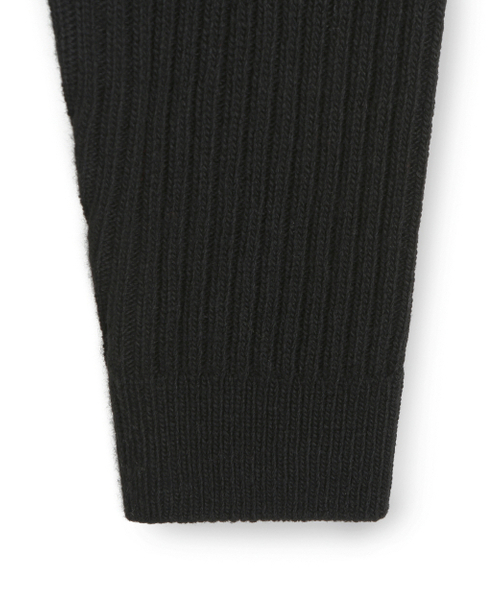BESLOW(ビースロー)の「CASHMERE BLENDED SLIM FIT CREW NECK KNIT BLACK(ニット/セーター・メンズ・その他・SMALL/MEDIUM/LARGE/X-LARGE)」の5枚目の写真