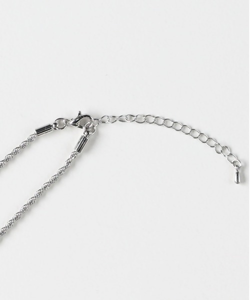 Right-on（ライトオン）の「Right-on Basic(ライトオンベーシック)【レディース】シンプルチェーンネックレス（ネックレス・レディース・シルバー・ONE SIZE）」の4枚目の写真