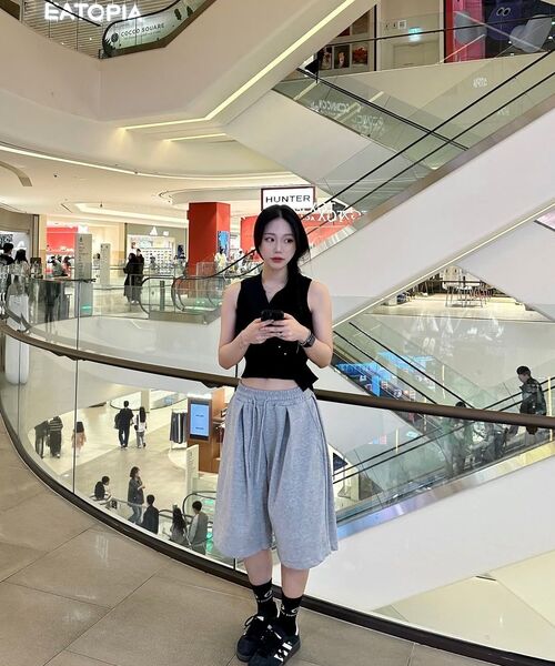bounDary（バウンダリー）の「ツーピンタックワイドバミューダショートパンツ [グレー]（その他パンツ・レディース・その他・LARGE/MEDIUM/X-LARGE）」の11枚目の写真