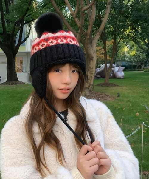 セール】北欧風ふわふわボール付きニット帽：レトロで温かい秋冬