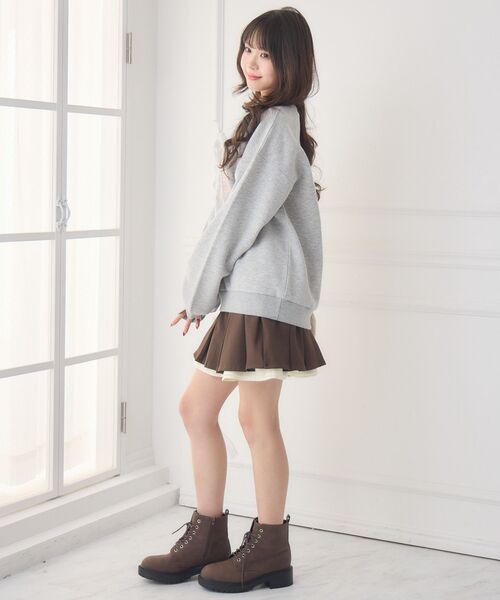 ems excite（エムズエキサイト）の「ロゴ刺繍BIGトレーナー（スウェット・レディース・ダークグレー・FREE）」の13枚目の写真