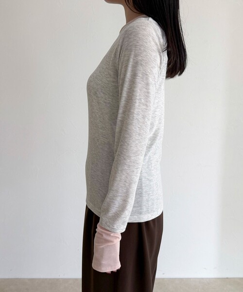 fredy emue（フレディエミュ）の「シアーリブレイヤードロンTシャツ（Tシャツ/カットソー・レディース・サックスブルー/ライトグレー/イエロー/オフホワイト/ブラック/ベビーピンク・38）」の15枚目の写真