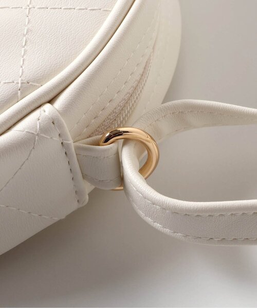 apres les cours(アプレレクール)の「リボンビジューキルティングポシェット(ショルダーバッグ・キッズ・アイボリー・FREE)」の12枚目の写真