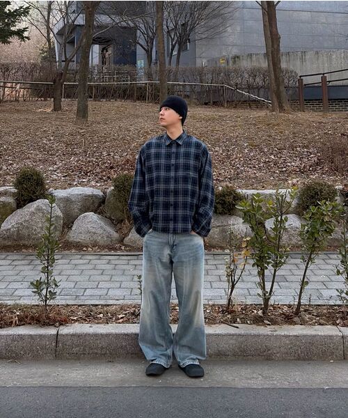 ERA(エラ)の「UNISEX VINTAGE CHECK SHIRT - BLUE GRAY(シャツ/ブラウス・レディース・ブルー・SMALL/MEDIUM)」の4枚目の写真