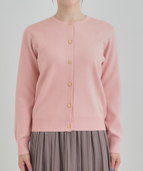 SHOO・LA・RUE（シューラルー）の「【洗濯機可/S-LL】すっきり見えでやわらかタッチな クルーネックカーディガン（カーディガン/ボレロ・レディース・ネイビー/ベビーピンク/グレー・01/02/03/04）」の11枚目の写真