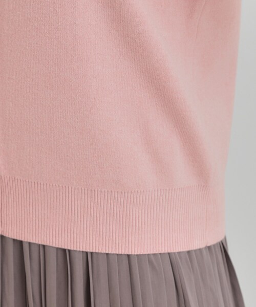 SHOO・LA・RUE（シューラルー）の「【洗濯機可/S-LL】すっきり見えでやわらかタッチな クルーネックカーディガン（カーディガン/ボレロ・レディース・ネイビー/ベビーピンク/グレー・01/02/03/04）」の16枚目の写真