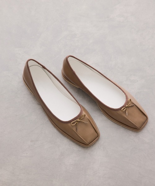 ADAM ET ROPE'（アダムエロペ）の「タックバレエシューズ（バレエシューズ・レディース・ベージュ/ブラック/ブラウン・23/23.5/24/24.5）」の2枚目の写真