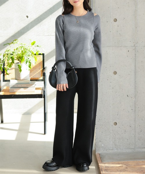 Petitle（プチレ）の「[ 低身長向けサイズ ] 3点セット ニットカーディガン×タンク×パンツ（ニット/セーター・レディース・ベージュ/チャコール・PM）」の2枚目の写真