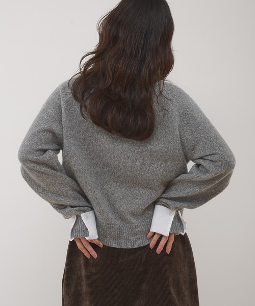 MUHET(ミュエータ)の「layered shirt detail stand collar button knit / シャツドッキングスタンドネックボタンニット(ニット/セーター・レディース・グリーン/グレー・FREE)」の9枚目の写真
