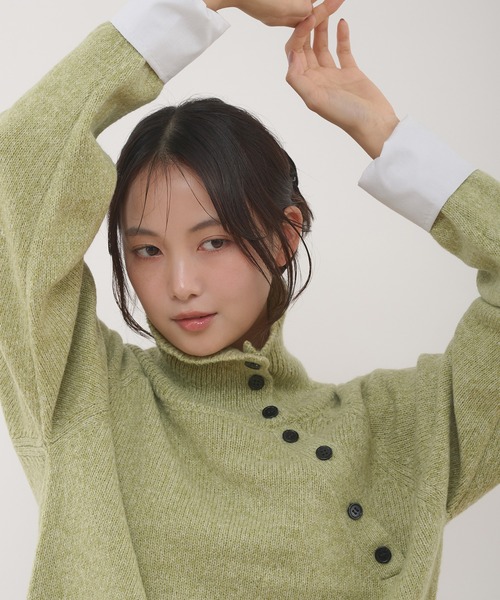 MUHET(ミュエータ)の「layered shirt detail stand collar button knit / シャツドッキングスタンドネックボタンニット(ニット/セーター・レディース・グリーン/グレー・FREE)」の18枚目の写真