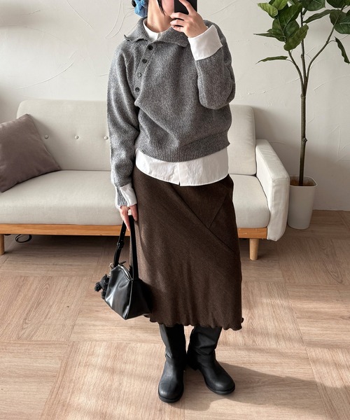 MUHET(ミュエータ)の「layered shirt detail stand collar button knit / シャツドッキングスタンドネックボタンニット(ニット/セーター・レディース・グリーン/グレー・FREE)」の5枚目の写真