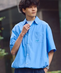 HECT（ヘクト）の「【HECT】Box Silhouette Logo Drawstring S S Shirt   ボックスシルエット ロゴ刺繍 ドロスト レギュラーカラー 半袖シャツ<速乾>（シャツ/ブラウス）」