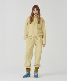 Between A and B（ビトウィーンエイアンドビー）の「ソフトクラウドフリースジョガーパンツ[バター]（スウェットパンツ）」