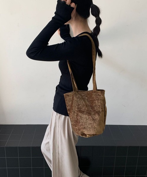 ベロア素材バケツ型トートバッグ（トートバッグ）｜IRADOWL（アイラ