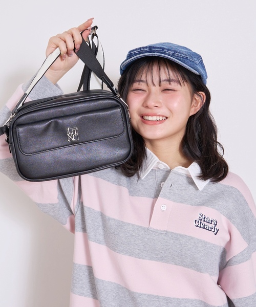 LOVETOXIC(ラブトキシック)の「【LTXC】ジャガードテープフラップショルダー(ショルダーバッグ・キッズ・クリーム/アイボリー/ブラック/レッド・F)」の7枚目の写真