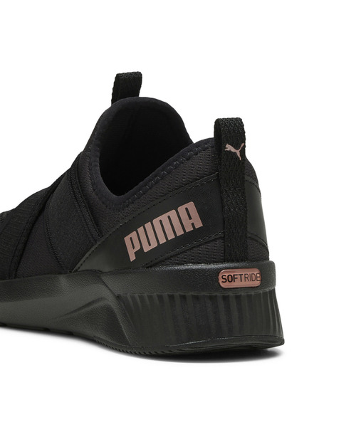PUMA(プーマ)の「PUMA プーマ ウィメンズ ソフトライド ハルリー スリッポン ランニングシュ(スニーカー・レディース・ブラック系その他・24.0cm/24.5cm/23.0cm/23.5cm/26.0cm/25.0cm/25.5cm/22.5cm)」の6枚目の写真