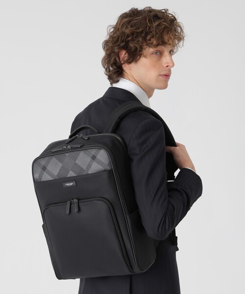 BLACK LABEL CRESTBRIDGE（ブラックレーベル・クレストブリッジ）の「ナイロンコンビカルゼシャドークレストブリッジチェックビジネスバックパック（バックパック/リュック・メンズ・ブラック/ネイビー・FREE）」の13枚目の写真
