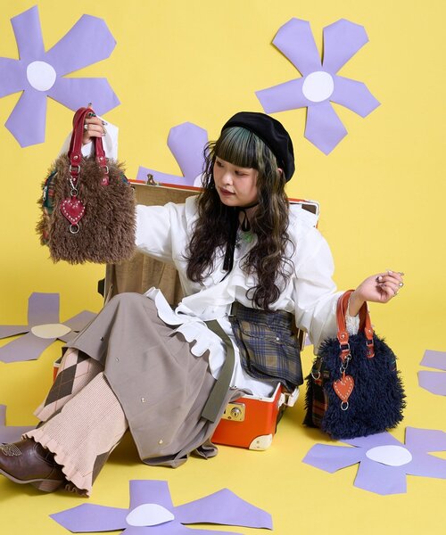 CIAOPANIC（チャオパニック）の「【Me＋Me/ミープラスミー】マルチウェイポケット付プリーツスカート（スカート・レディース・グレー/ブラック・ONE SIZE）」の11枚目の写真