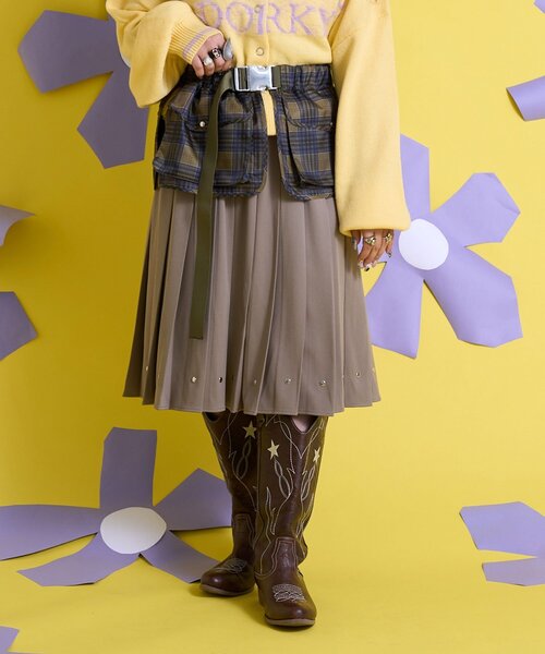 CIAOPANIC（チャオパニック）の「【Me＋Me/ミープラスミー】マルチウェイポケット付プリーツスカート（スカート・レディース・グレー/ブラック・ONE SIZE）」の14枚目の写真