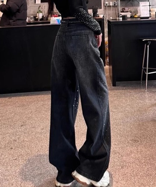 LAC-VERT(ラック・ヴェール)の「ラインストーンストレートデニムパンツ(デニムパンツ・レディース・ブラック/ブルー・MEDIUM/LARGE)」の4枚目の写真