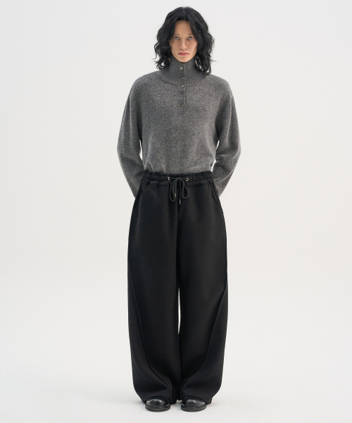 TRIP LE SENS（トリップ ル センス）の「[F/W]カットアウトソフトカーブバンディングパンツ_ブラック（スウェットパンツ・メンズ・ブラック・M/L）」の2枚目の写真