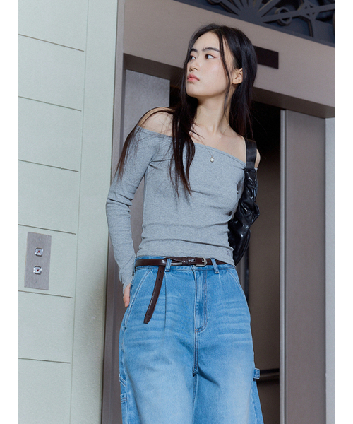 Bb' BENETTON（ビーフラットベネトン）の「オフショルダーTシャツ (ライトグレー)（Tシャツ/カットソー・レディース・その他・S/M）」の3枚目の写真
