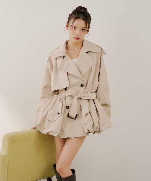 Chico(チコ)の「【SALON by Chico】バルーンミディトレンチコート(トレンチコート・レディース・ブラック/キャメル/ベージュ/ブルー・FREE)」の5枚目の写真